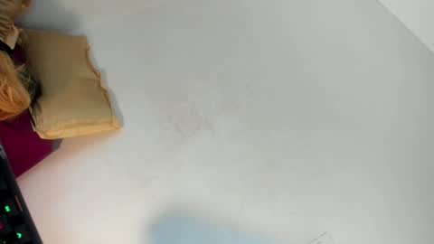 chantal_fuck online show from 07/23/26, 01:30