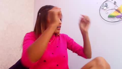 Raquel  online show from 09/27/25, 12:10