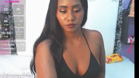 Snapshot of chantalblair chatting on 12/20/24, 08:17 Chantal Blair online show from 12/20/24, 08:17