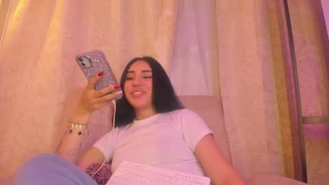 Chantall online show from 12/18/24, 03:58