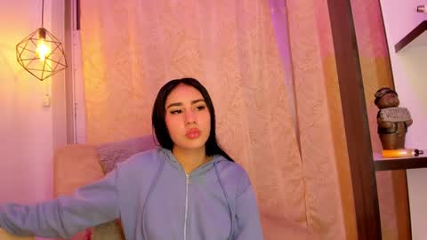 Chantall online show from 01/25/25, 04:45