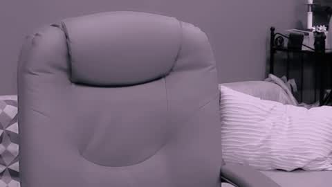 The Queen online show from 02/09/25, 07:05