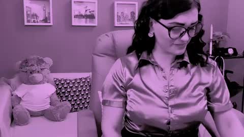 The Queen online show from 04/30/26, 06:36