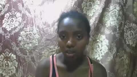 Snapshot of chanteuse655720 chatting on 04/16/26, 02:51 chanteuse655720 online show from 04/16/26, 02:51