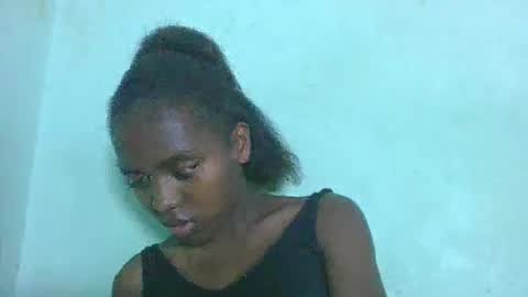 Snapshot of chanteuse655720 chatting on 04/19/26, 06:10 chanteuse655720 online show from 04/19/26, 06:10