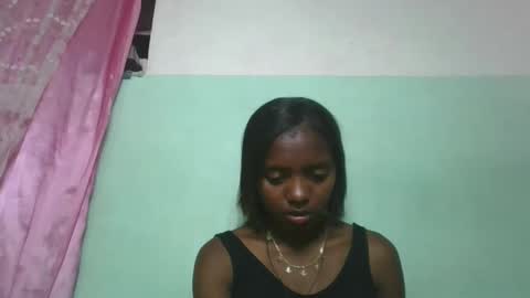 Snapshot of chanteuse655720 chatting on 05/11/26, 04:04 chanteuse655720 online show from 05/11/26, 04:04