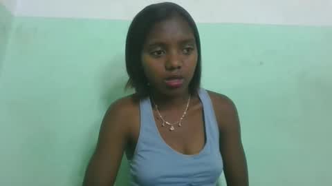 Snapshot of chanteuse655720 chatting on 05/14/26, 05:47 chanteuse655720 online show from 05/14/26, 05:47
