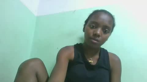 Snapshot of chanteuse655720 chatting on 06/04/26, 07:36 chanteuse655720 online show from 06/04/26, 07:36