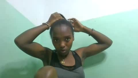 Snapshot of chanteuse655720 chatting on 06/13/26, 12:25 chanteuse655720 online show from 06/13/26, 12:25
