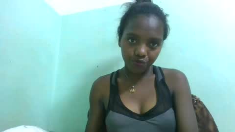 Snapshot of chanteuse655720 chatting on 06/16/26, 06:21 chanteuse655720 online show from 06/16/26, 06:21