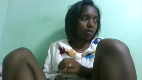 Snapshot of chanteuse655720 chatting on 07/05/26, 05:53 chanteuse655720 online show from 07/05/26, 05:53