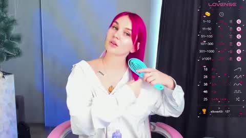 Suzanna Snow online show from 12/10/24, 07:26