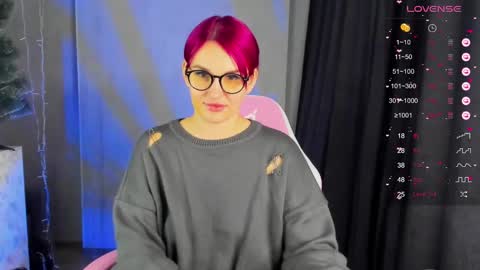 Suzanna Snow online show from 12/13/24, 04:33