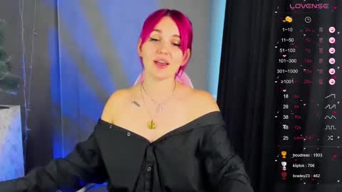 Suzanna Snow online show from 12/22/24, 07:11
