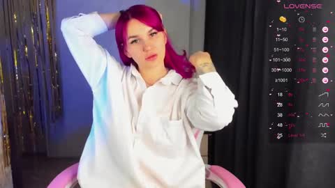 Suzanna Snow online show from 01/02/25, 03:58