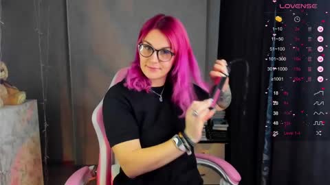 Suzanna Snow online show from 01/19/25, 05:05