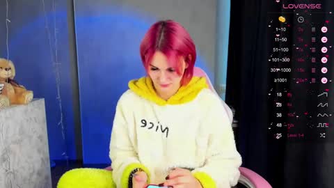 Suzanna Snow online show from 01/30/25, 04:58