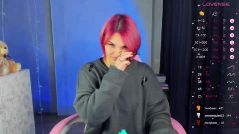 Suzanna Snow online show from 02/03/25, 08:02