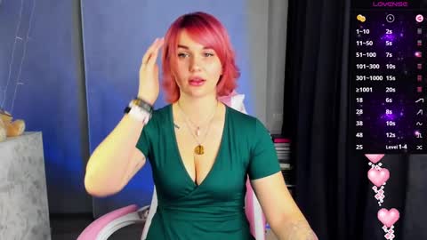 Suzanna Snow online show from 02/17/25, 03:58