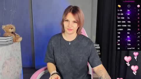 Suzanna Snow online show from 02/23/25, 04:07
