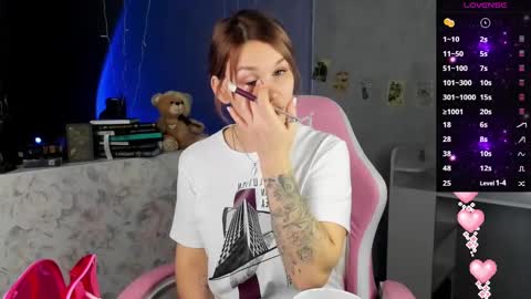 Suzanna Snow online show from 03/11/25, 03:26