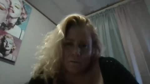 Ms. Behaving online show from 12/30/24, 01:03