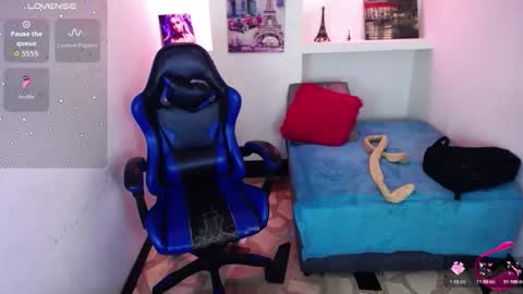 charis 2 online show from 10/25/25, 01:57