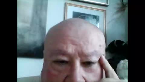 charles191977 online show from 12/02/25, 08:26