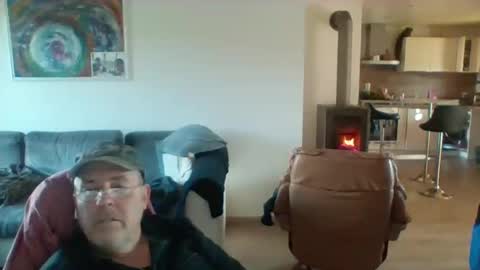 charles6064 online show from 12/26/24, 01:32