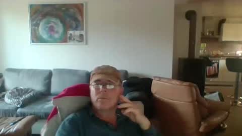 Snapshot of charles6064 chatting on 11/02/25, 03:03 charles6064 online show from 11/02/25, 03:03