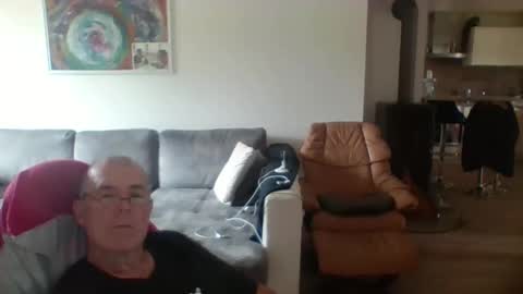 charles6064 online show from 05/10/26, 11:37