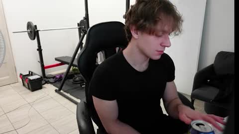 Snapshot of charles_dreams chatting on 12/14/25, 04:34 CHARLES DREAMS online show from 12/14/25, 04:34