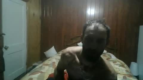 Snapshot of charlesb13 chatting on 05/05/26, 05:26 charlesb13 online show from 05/05/26, 05:26