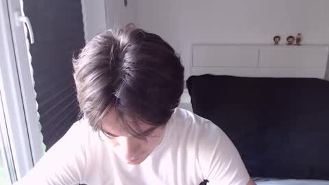 charleshanson69 online show from 09/17/25, 07:21