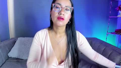 charlhot_ online show from 10/22/25, 12:38