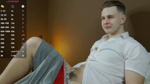 Snapshot of charlie_smiley chatting on 12/03/24, 11:24 Charlie Smiley online show from 12/03/24, 11:24