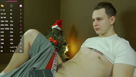 Snapshot of charlie_smiley chatting on 01/05/25, 01:03 Charlie Smiley online show from 01/05/25, 01:03