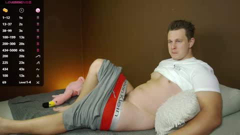 Snapshot of charlie_smiley chatting on 09/17/25, 01:51 Charlie Smiley online show from 09/17/25, 01:51