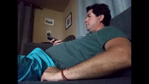 Snapshot of charlie_stone34 chatting on 01/17/25, 02:50 I am Charlie online show from 01/17/25, 02:50