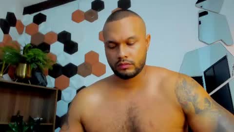 Snapshot of charliegrifinx chatting on 06/17/26, 10:00 CharlieGrifinX online show from 06/17/26, 10:00