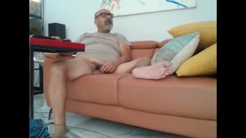 charlieo1953 online show from 12/06/24, 09:35