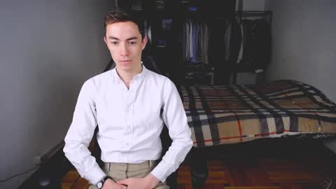 Snapshot of charlieseyer chatting on 02/13/25, 08:17 carlos reyes online show from 02/13/25, 08:17
