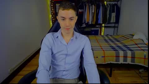 Snapshot of charlieseyer chatting on 02/10/26, 09:02 carlos reyes online show from 02/10/26, 09:02