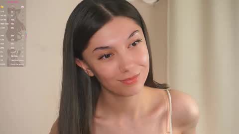 Snapshot of charlinepiker chatting on 03/06/26, 07:43 Yumi online show from 03/06/26, 07:43