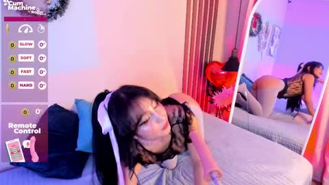 Snapshot of charloottee_1 chatting on 02/12/25, 06:40 Char 3  Lets go for the 100 Thumb-Up   online show from 02/12/25, 06:40