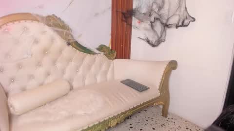 Snapshot of charlot_vega_ chatting on 10/31/25, 11:00 charlot_vega_ online show from 10/31/25, 11:00