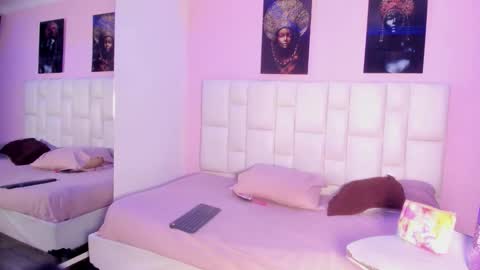 Snapshot of charlot_vega_ chatting on 11/15/25, 10:34 charlot_vega_ online show from 11/15/25, 10:34