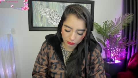 Charlote online show from 01/17/25, 03:22