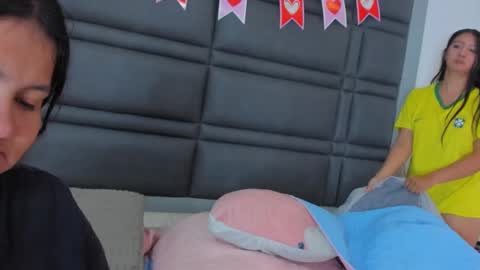 charlott_liam online show from 03/02/25, 02:19