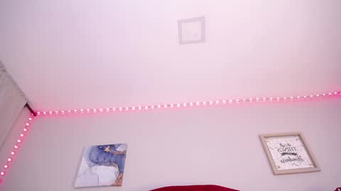 charlotte1_ls online show from 02/01/25, 04:22